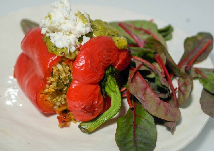 Перец,фаршированный киноа с овощами