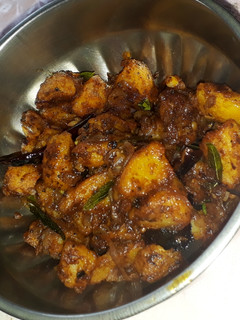 உருளைக்கிழங்கு கிரேவி potato gravy recipe in tamil செய்முறை முக்கிய புகைப்படம்