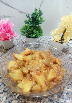 A picture of One pot Aloo Baingan.