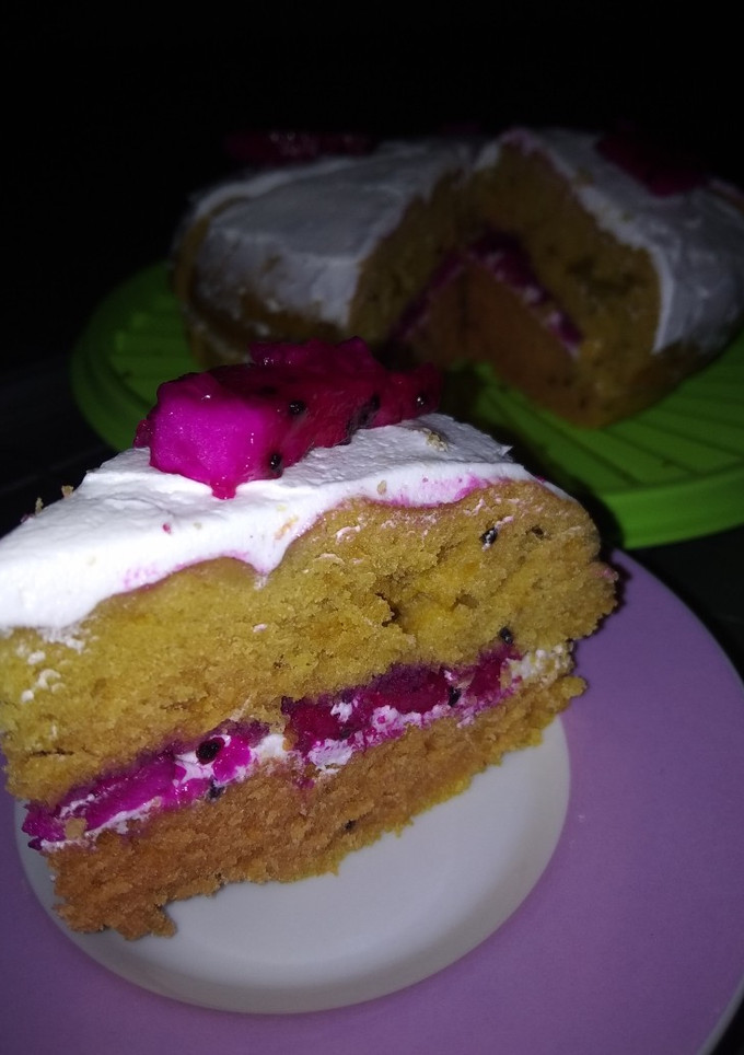 Foto resep Bolu buah naga simple