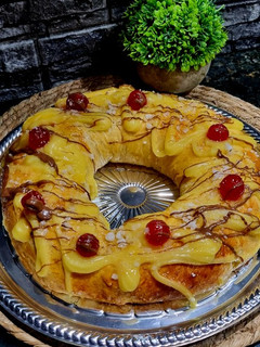 Una foto de ROSCA DE REYES RELLENA ❤️