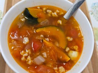番茄肉末栗子南瓜湯