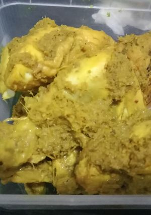 Foto resep Ungkep Ayam simple pake bumbu jadi