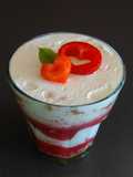 Beeren-Tiramisu im Glas (ohne Eier)