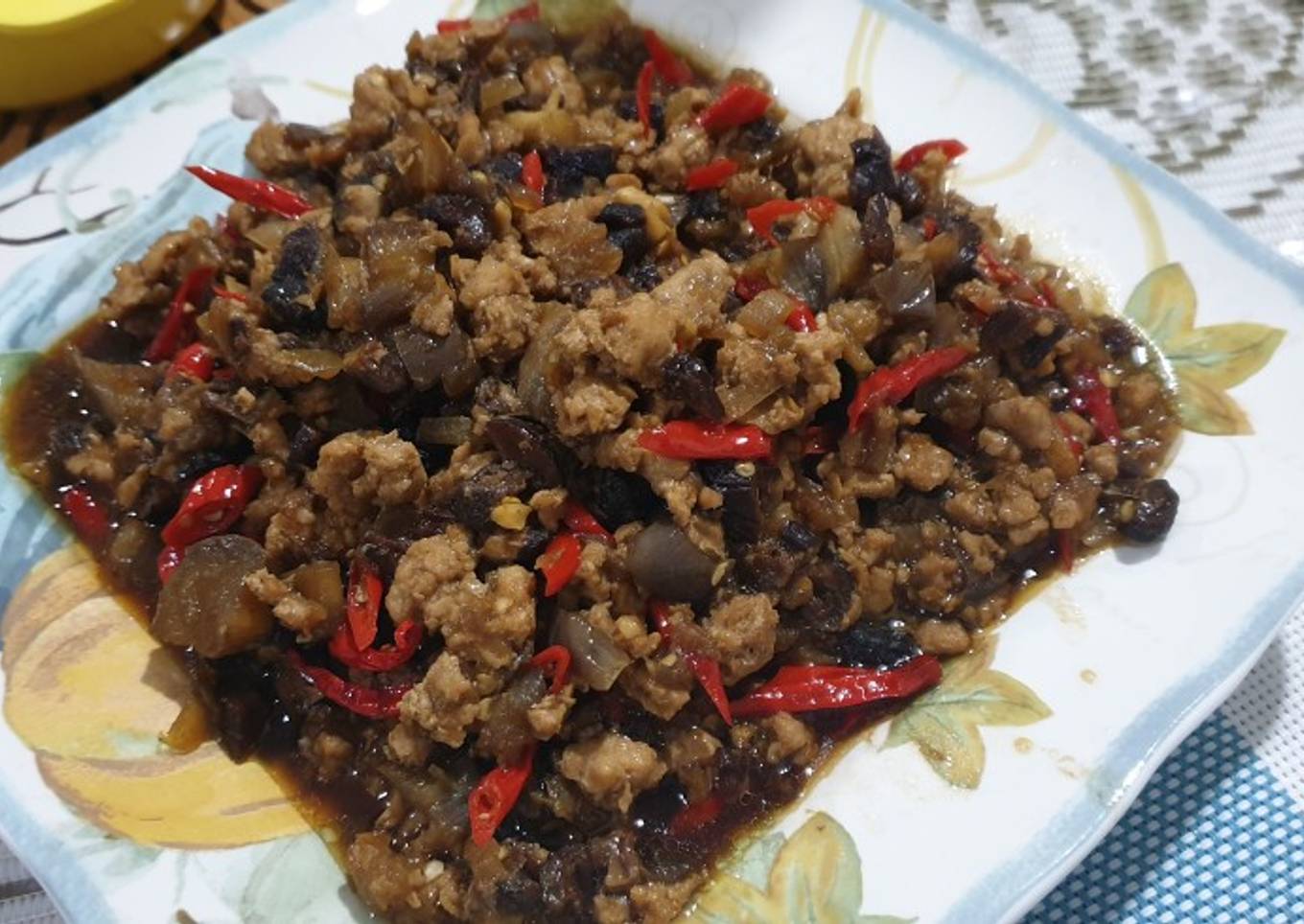 Terong tumis daging cincang