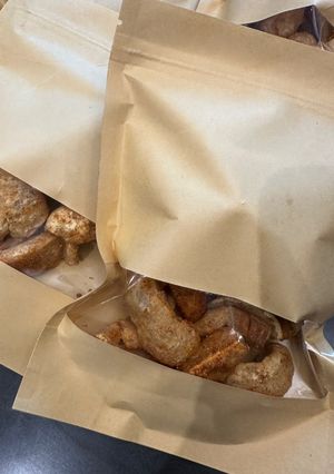 A picture of Best Ever Pub Pork Scratchings - £1.25 in shops for 65 gr I made 200 gr for less than £1.