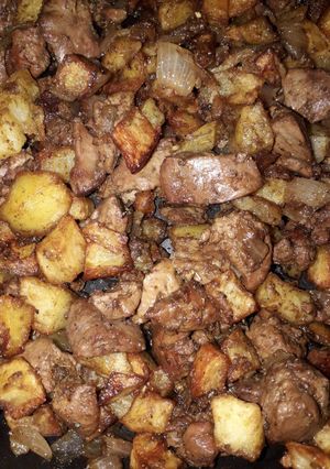 صورة لوصفة كبدة دجاج مع بطاطا 😋😍