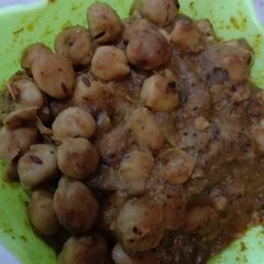 A picture of Chana masala.
