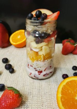 A picture of Milk Oatmeal Parfait.