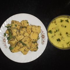 A picture of Surati Khaman.