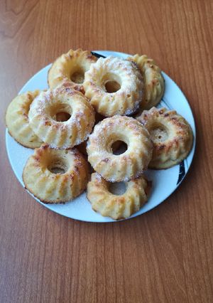 Citromos-túrós mini kuglóf recept fotója
