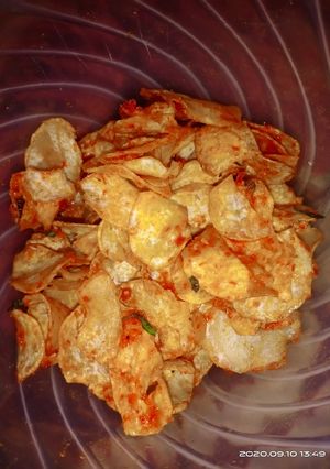 Foto resep Keripik talas pedas bumbu daun jeruk