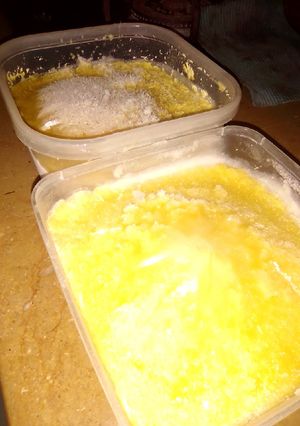 A picture of Ginger garlic paste and freeze.