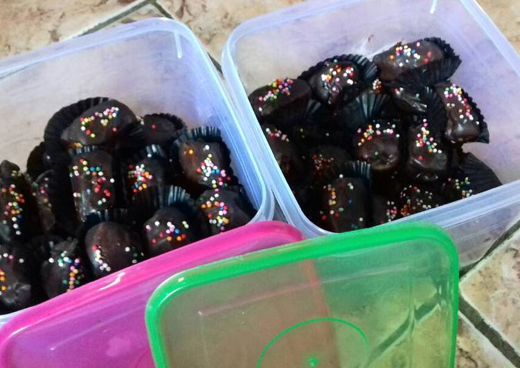 Langkah Mudah untuk Menyiapkan Kue coklat kurma ala"😆 yang Enak Banget