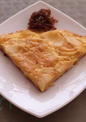 A picture of Spanish Potato Omelette (Tortilla de Papas).