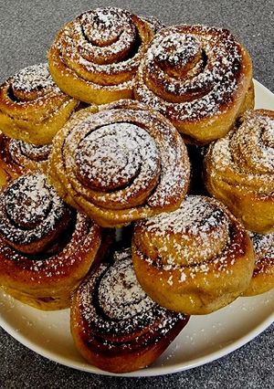 Sütőtükpürés almaszószós fahéjas csiga recept fotója