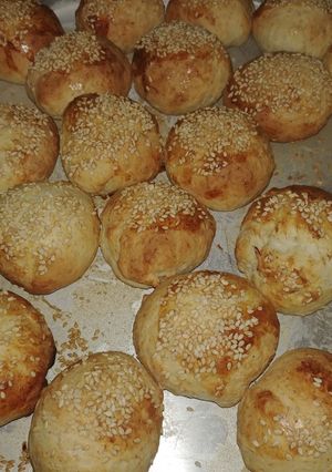 Una foto de Pan de mesa con philadelpia