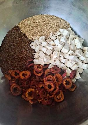 A picture of Wonder powder (Sesame seeds, Tertiary buckwheat, Hawthorn and Pueraria).