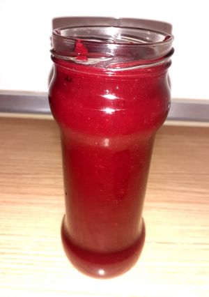 Una foto de Mermelada de ciruela roja