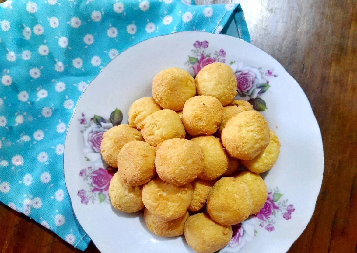 020. Bola Bola Tahu
