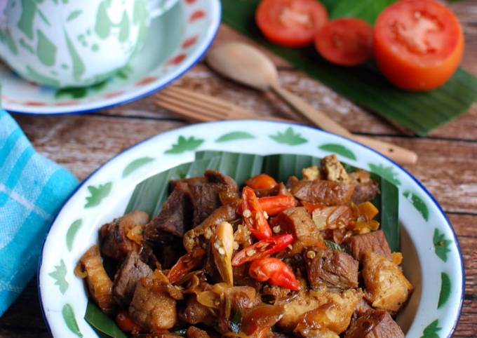 Resep Tumis Daging Sapi Tahu Kecap Oleh Trixie Gayatri Cookpad 