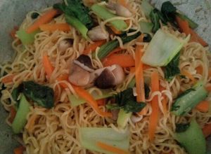 Hình của món Mì xào chay.