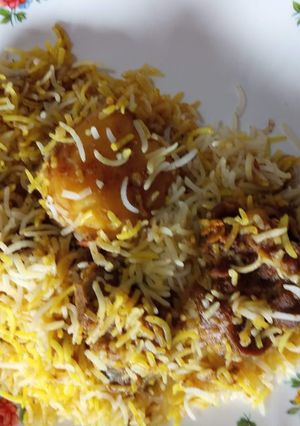 চটজলদি চিকেন বিরিয়ানি (chotjoldi chicken biryani recipe in bengali) রেসিপির প্রধান ছবি