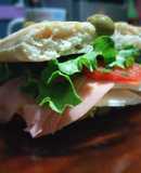 Ciabatta artesanal con aceitunas