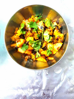 உருளை கிழங்கு வறுவல் (UrulaiKilangu Varuval Recipe in Tamil) செய்முறை முக்கிய புகைப்படம்