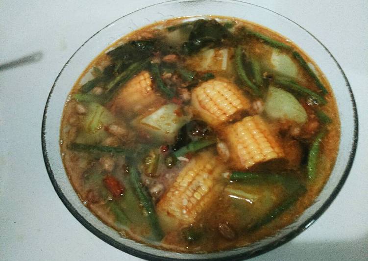 Sayur asem pedas dan manis
