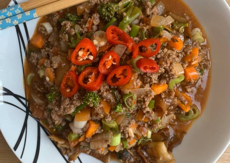 Char Keow Teow with beef gravy