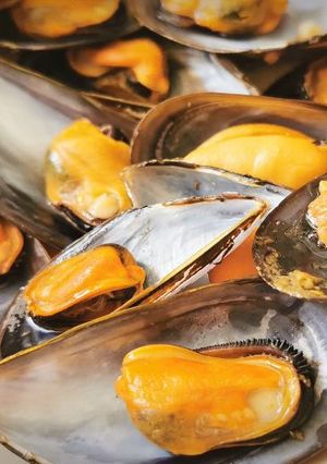 Una foto de Mejillones al Vermut