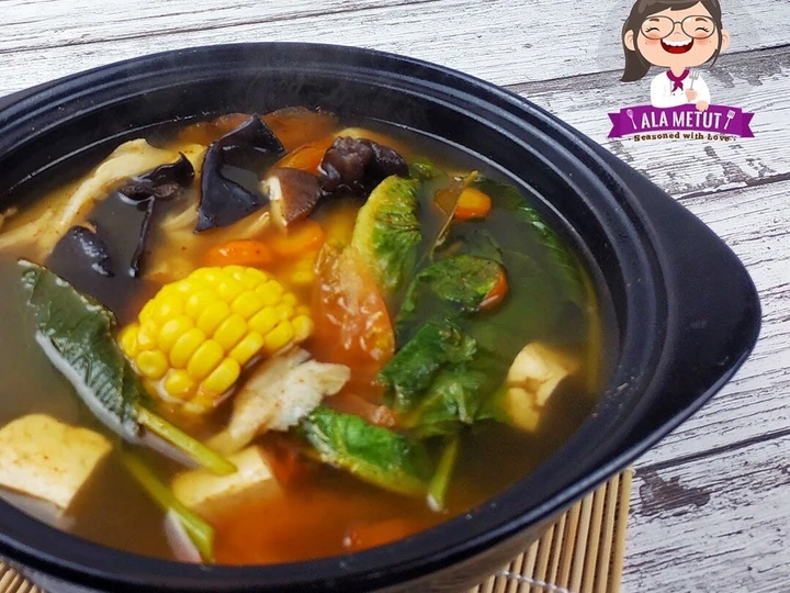 Langkah Mudah untuk Membikin Resep Sup Sayur Tomyam Vegan alaMetut 👩‍🍳 yang Uenak Anti Ribet, Lezat