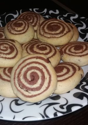 A picture of Vegan Two-Tone Cookies.