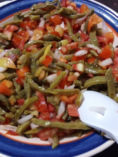 Una foto de Nopales enchilados o a la diabla las Correa pa los tacos con queso