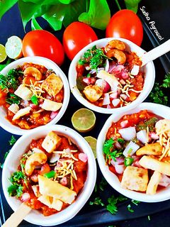 स्पेशल बनारसी टमाटर चाट (special banarsi tamatar chaat recipe in hindi) रेसिपी मुख्य फोटो