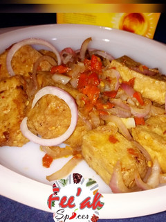 A picture of Peppered Awara.