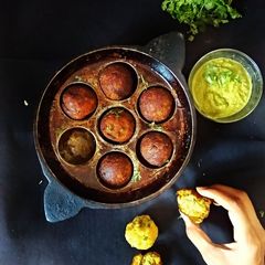 A picture of Healthy twist Tapioca vada with mint chutney bombs.