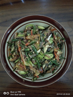 Foto resep Tumis Ikan Peda Petai / Oseng Iwak Pedo