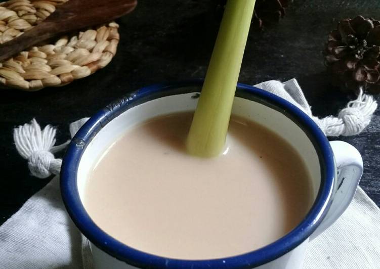 Wedang teh susu