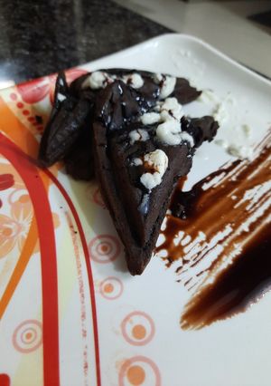 A picture of Oreo toast.