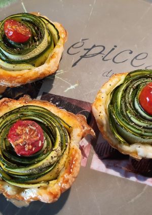 Une photo de Tartelettes cœur de courgettes