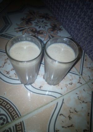 A picture of Banana smoothie.