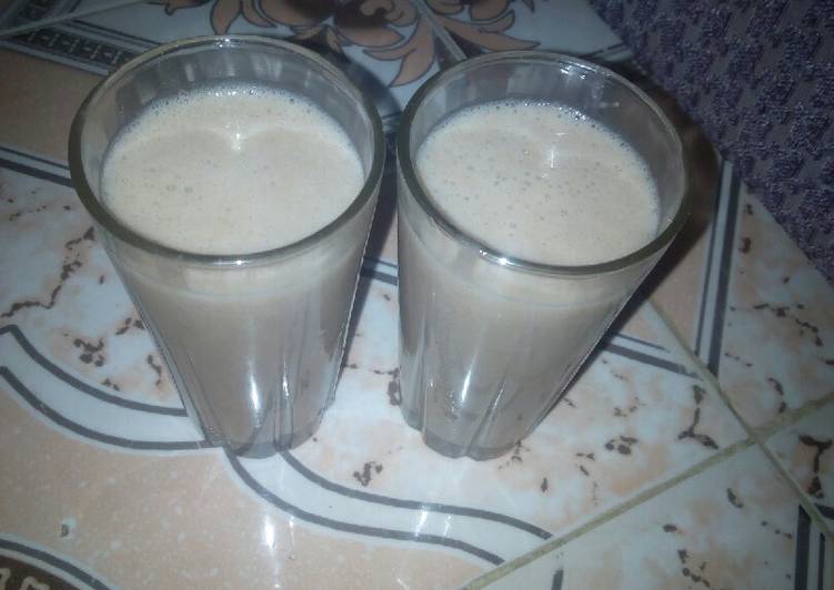 Recipe of Ultimate Banana smoothie