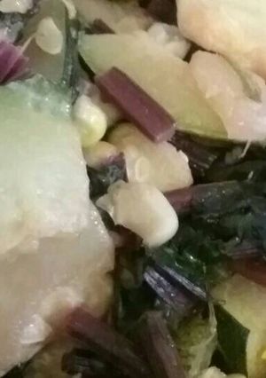 Una foto de Calabacines con rabos de betabel