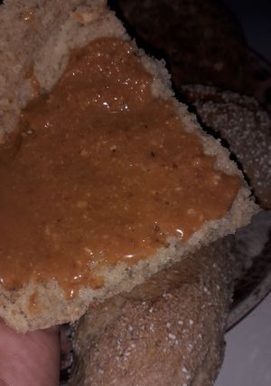 صورة لوصفة زبدة الفول السوداني (أملو)