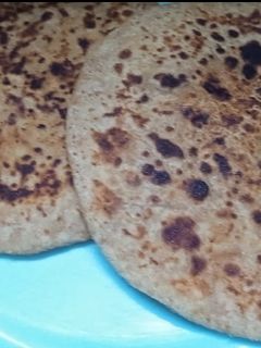 आलू के पराठे (Aloo ke parathe recipe in hindi) रेसिपी मुख्य फोटो