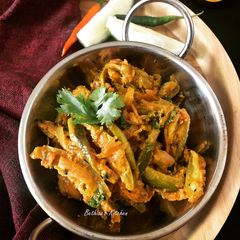 A picture of Aam Shorshe Potol (Parwal cooked with Mustard-Raw Mango Paste - Bong Style).