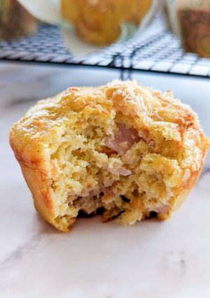 Une photo de Recette de muffins salés au bacon et emmental
