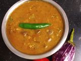 *கத்தரிக்காய், மூங்தால், கொத்சு*(கூட்டு)(brinjal kotsu recipe in tamil)